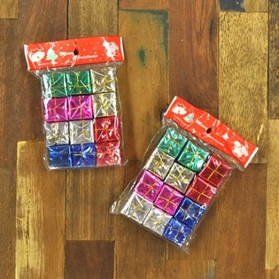 Regalos Navideños Decorativos (Pack de 12)