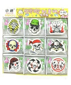 GOMAS DE BORRAR CALAVERA EN EXPOSITOR (45 uds)