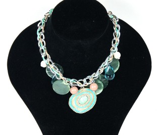 Collar LOOOK Verde (1 ud.)