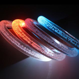PULSERAS LUMINOSAS EN TARJETA (12 uds.)