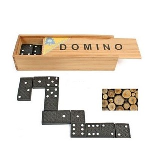 JUEGO DE DOMIN&Oacute; EN CAJA DE MADERA (12 ud.)